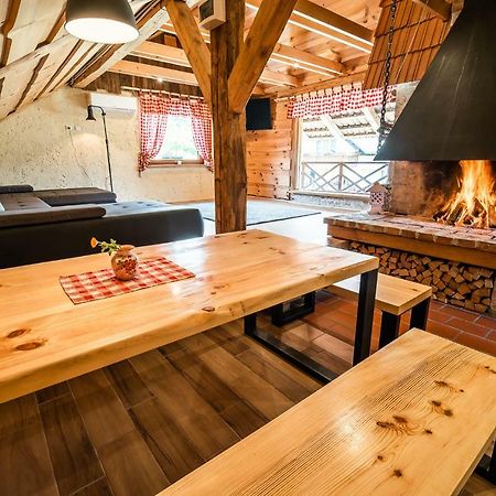 Apartment With Sauna Pr' Geci Dobova Exteriör bild