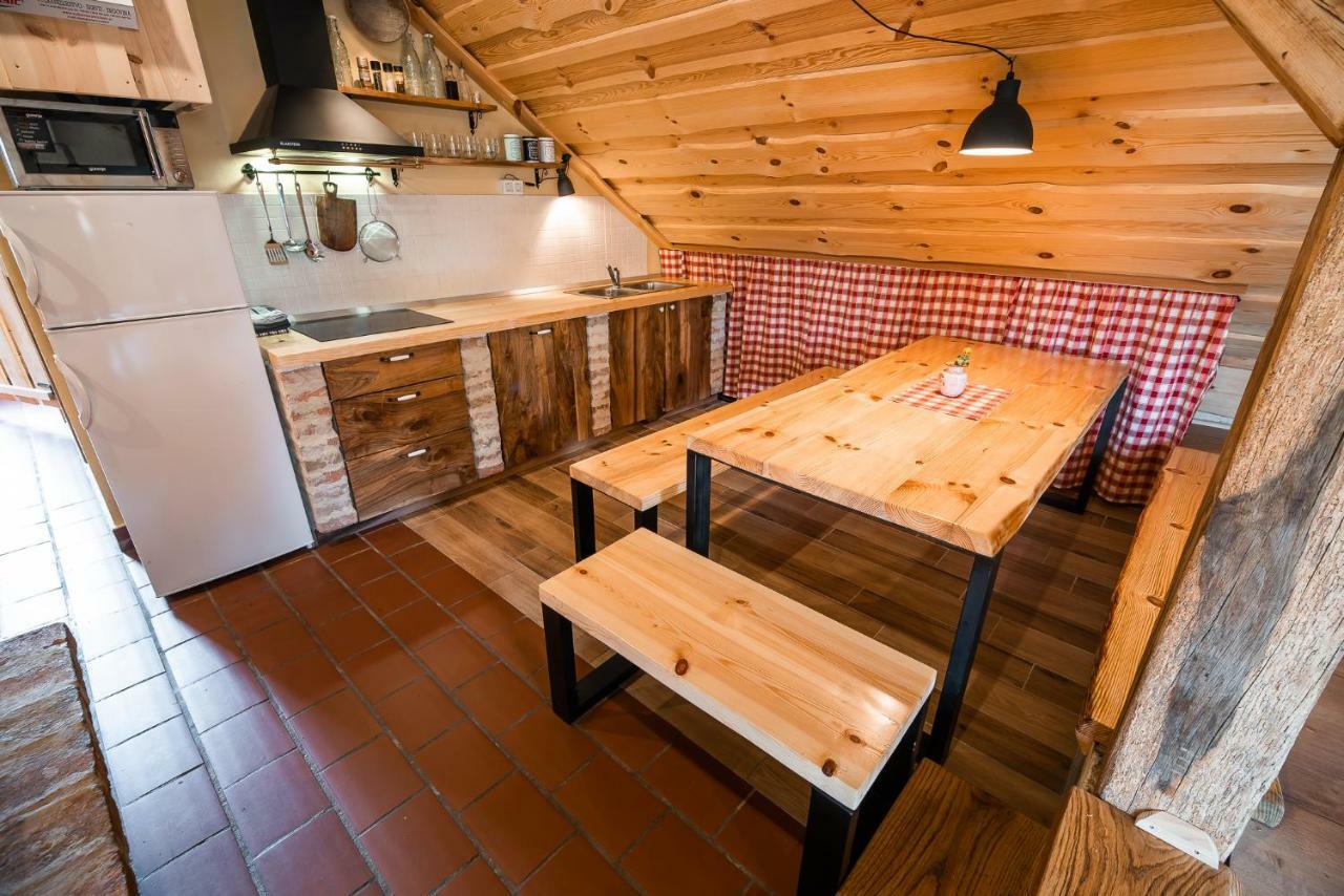 Apartment With Sauna Pr' Geci Dobova Exteriör bild