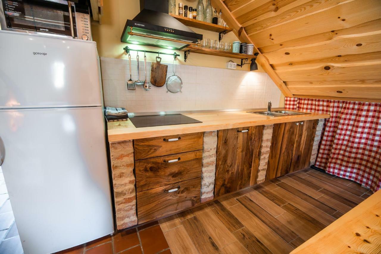 Apartment With Sauna Pr' Geci Dobova Exteriör bild